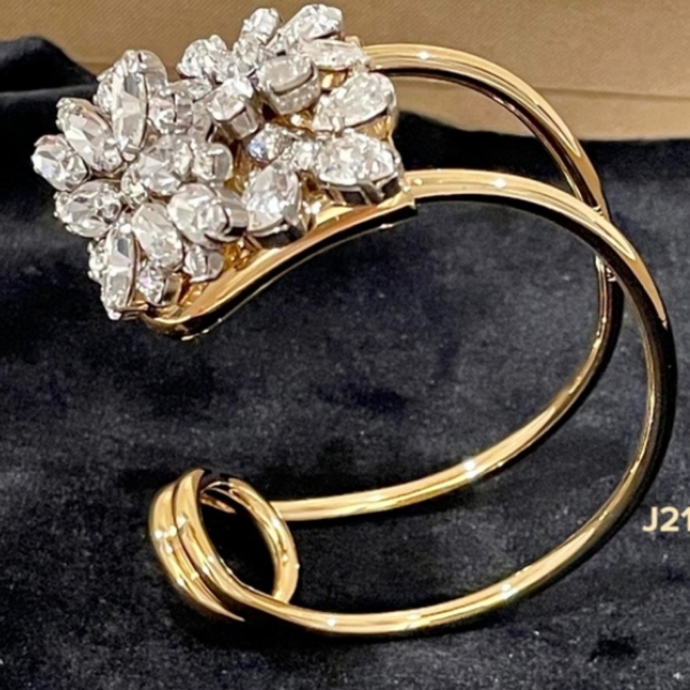BURBERRY Crystal Cuff Bracelet - Picture 4 of 9